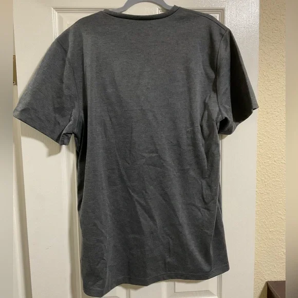 Lalabu Men’s Baby Wearing Tshirt - Picture 2 of 7